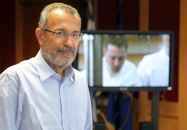 Καψής: «Αδειάστε την ΕΡΤ, έχουμε προεδρία»
