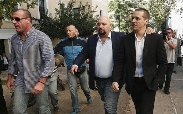 Ο Άρειος Πάγος ζητά την άρση ασυλίας των Κασιδιάρη και Παναγιώταρου