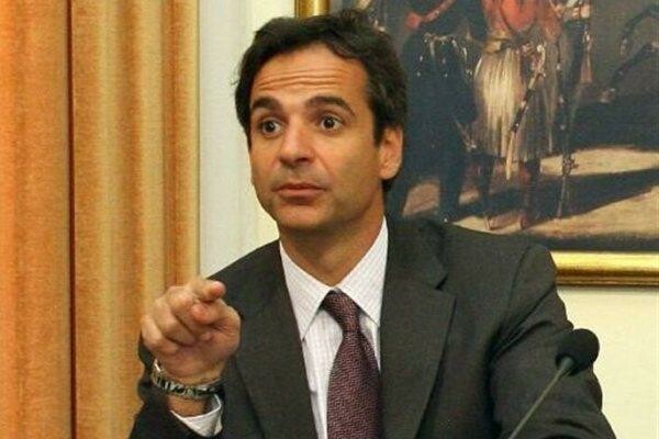 Μητσοτάκης: «Δεν εγγυόμαστε σε κανέναν ότι θα κάνει την ίδια δουλειά σε όλη του τη ζωή"