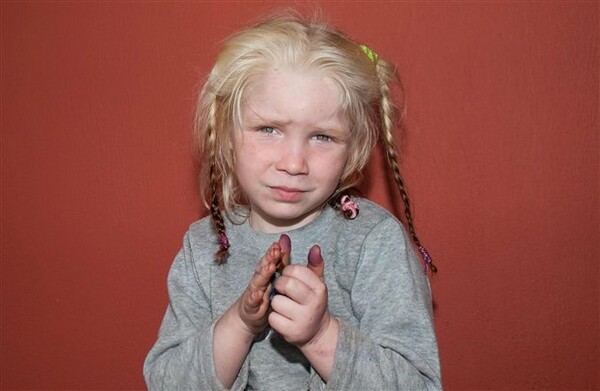 Θρίλερ με το 4χρονο κορίτσι που βρέθηκε σε καταυλισμό Ρομά