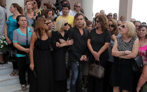 Το τελευταίο αντίο στον Μιχάλη Ασλάνη