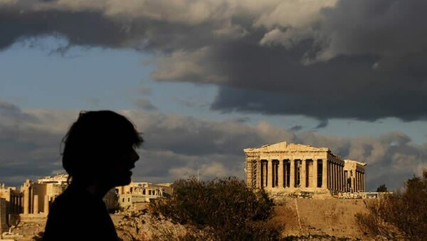 1.245 αυτοκτονίες από το 2009 ως το 2011, λέει η ΕΛΣΤΑΤ