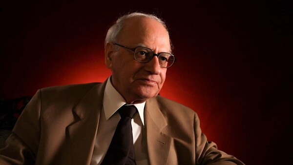Για τον Σπύρο Ασδραχά (1933-2017)