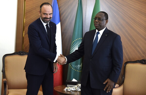 Η Γαλλία επέστρεψε στη Σενεγάλη ένα σπάνιο σπαθί που άνηκε σε αγωνιστή κατά της αποικιοκρατίας