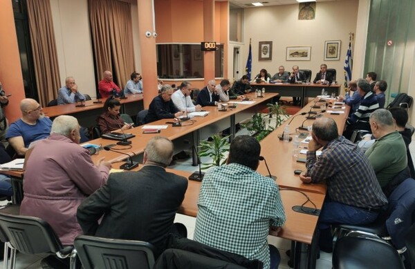 Χίος: «Όχι» του δημοτικού συμβουλίου στη δημιουργία νέας κλειστής δομής στο νησί