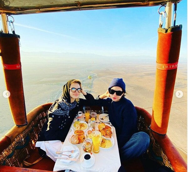 «Σ' αγαπώ»: Το φιλί της Cara Delevingne με τη σύντροφό της στο Instagram