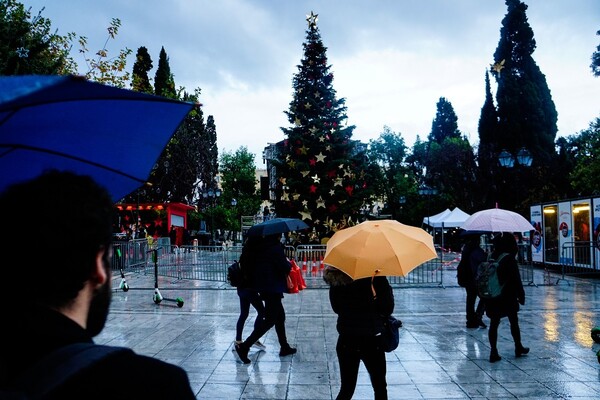 Συνεχίζεται η κακοκαιρία σε όλη τη χώρα - Τι καιρό θα κάνει τα Χριστούγεννα
