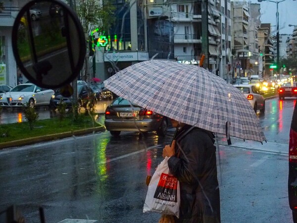 Λασποβροχές και ισχυρές καταιγίδες την Πέμπτη - Επιδείνωση και στην Αττική