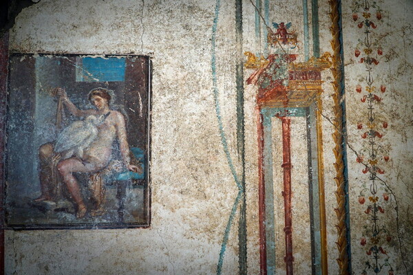 «Η Λήδα και ο Κύκνος»: Ανοιχτή στο κοινό η τοιχογραφία του Δία να κάνει έρωτα με την θρυλική βασίλισσα