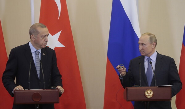 Eρντογάν και Πούτιν συνομίλησαν για την κατάσταση σε Λιβύη και Συρία