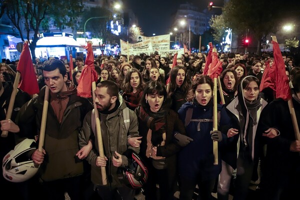 Θεσσαλονίκη: Προσαγωγές μετά την πορεία για την δολοφονία Γρηγορόπουλου - Μεγάλη αστυνομική επιχείρηση