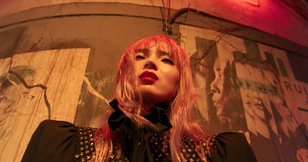 Μια νύχτα στην Σαγκάη: O Wong Kar Wai επιμελήθηκε μια νέα ταινία για τον οίκο Saint Laurent