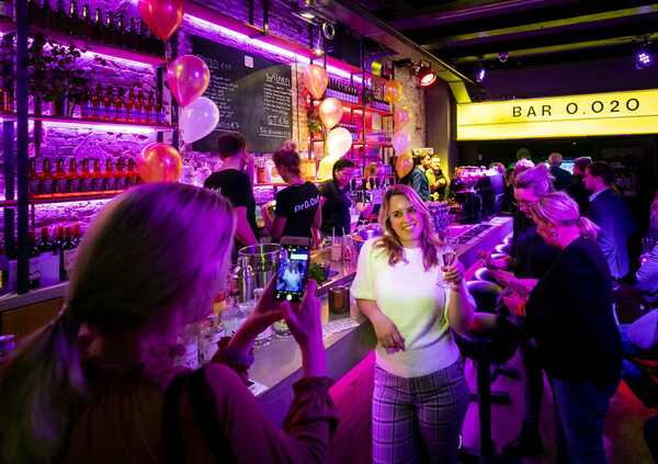 To πρώτο μπαρ μόνο με ποτά χωρίς αλκοόλ άνοιξε στο Άμστερνταμ