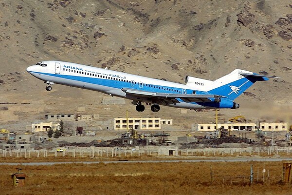 Συντριβή αεροπλάνου στο Αφγανιστάν με 83 επιβαίνοντες