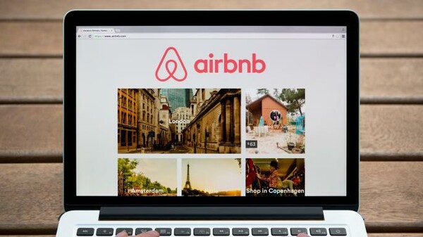 Λογισμικό της Airbnb θα σαρώνει το ίντερνετ για ανεπιθύμητους και ριψοκίνδυνους επισκέπτες
