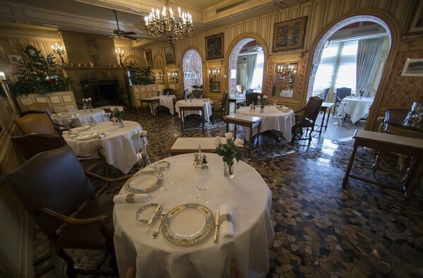 Paul Bocuse: Το φημισμένο εστιατόριο τού «Σεφ του Αιώνα» έχασε ένα αστέρι Michelen