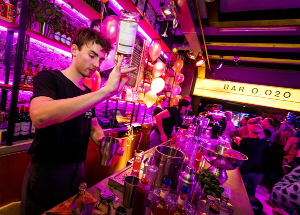 To πρώτο μπαρ μόνο με ποτά χωρίς αλκοόλ άνοιξε στο Άμστερνταμ
