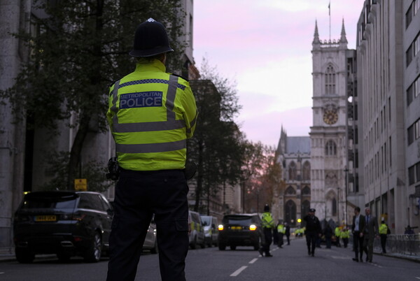 Βρετανία: Βαρύτερες ποινές για τους τρομοκράτες ανακοίνωσε η κυβέρνηση