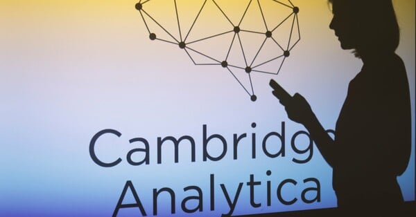 Νέα διαρροή εγγράφων της Cambridge Analytica: «Εκτός ελέγχου η παγκόσμια χειραγώγηση»