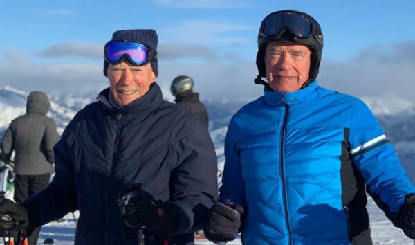 Ο Σβαρτσενέγκερ κάνει σκι με τον 89χρονο Κλιντ Ίστγουντ