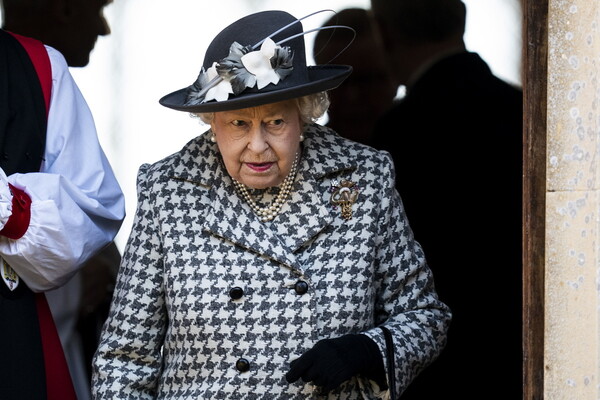 Η βασίλισσα Ελισάβετ επικύρωσε το νομοσχέδιο για το Brexit