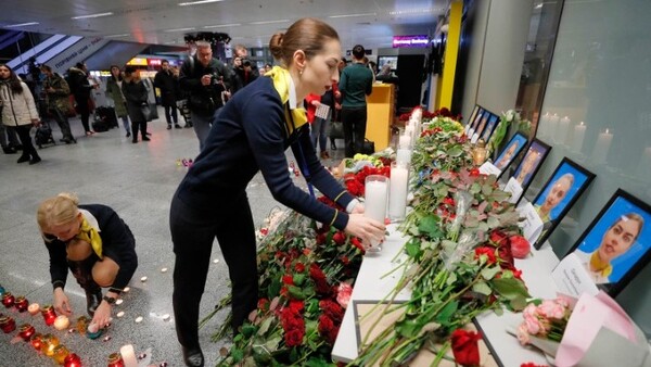 Συντριβή ουκρανικού Boeing στο Ιράν: Πιθανότερο το σενάριο βλάβης κινητήρα