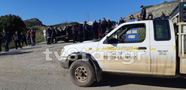 Λαμία: Μπλόκαραν απορριμματοφόρα και ΧΥΤΑ - Αντιδρούν στην δημιουργία κέντρου φιλοξενίας