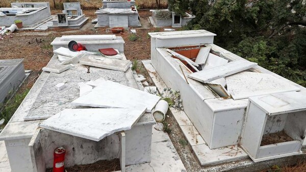 Μεσσηνία: Ανήλικοι στους δράστες που ξέθαψαν σορό, κατέστρεψαν και έκλεψαν τάφους
