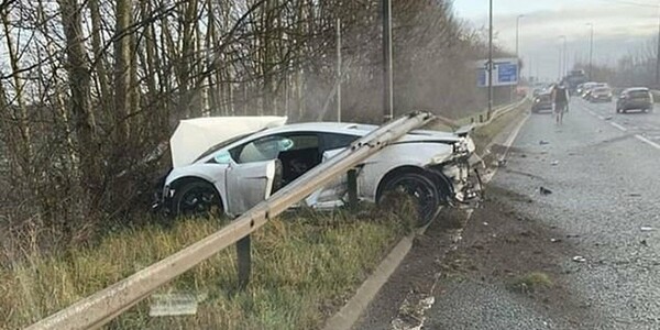 Σοκαριστικό τροχαίο για παίκτη της Μάντσεστερ Γιουνάιτεντ - Διαλύθηκε η Λαμποργκίνι του