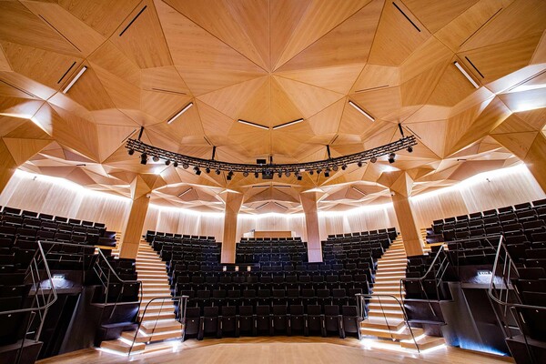 Τεχνόπολη: Άνοιξε το υπερσύγχρονο αμφιθέατρο «Μιλτιάδης Έβερτ»