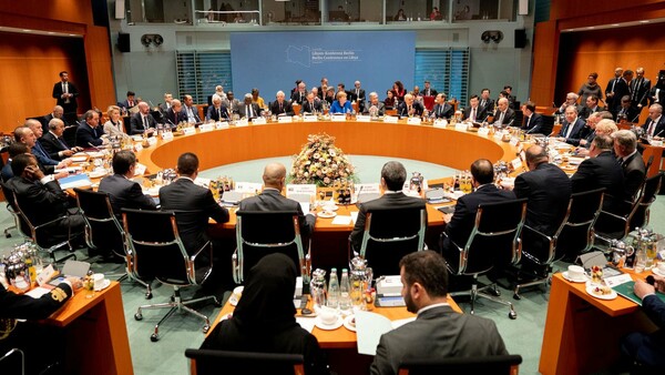 Τον Φεβρουάριο η νέα διάσκεψη για τη Λιβύη - «Όποιος παραβιάζει το εμπάργκο όπλων θα έχει συνέπειες»