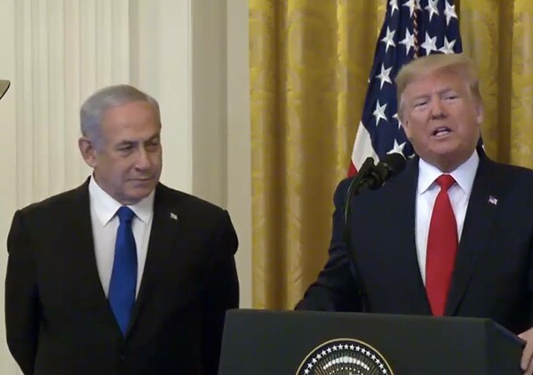Τραμπ: Προτείνει Παλαιστινιακό κράτος με πρωτεύουσα στην ανατολική Ιερουσαλήμ - Οι αντιδράσεις