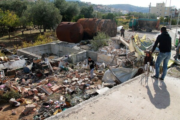 Χειμάρρα: Κατεδάφισαν σπίτια στο πλαίσιο της ανάπλασης- «Στόχος» τα οικήματα της ελληνικής μειονότητας