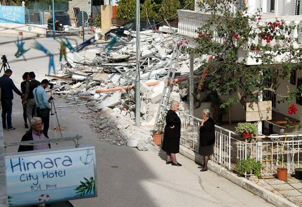 Χειμάρρα: Κατεδάφισαν σπίτια στο πλαίσιο της ανάπλασης- «Στόχος» τα οικήματα της ελληνικής μειονότητας
