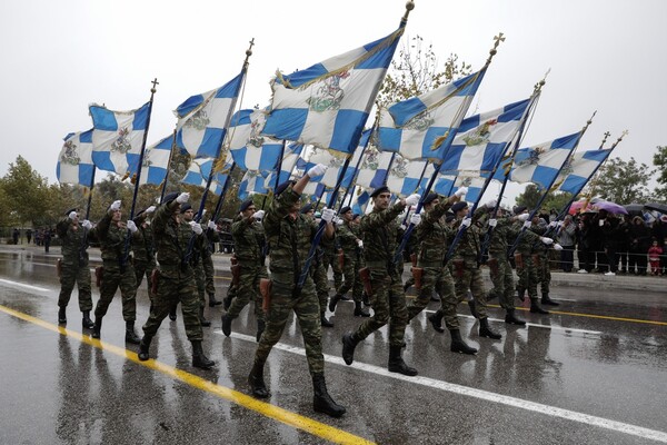 30 φωτογραφίες από τη μεγάλη στρατιωτική παρέλαση στη Θεσσαλονίκη