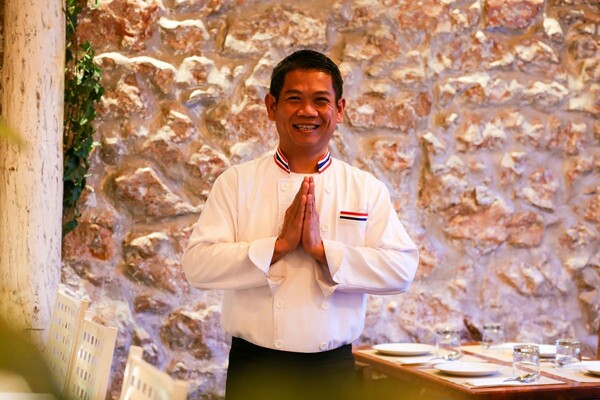 Thai Zab: Μια αυθεντική «Thaiverna» προσγειώθηκε στο Γκάζι