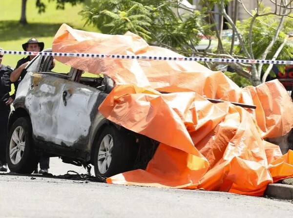 Αυστραλία: Πυρπόλησε το αυτοκίνητο για να σκοτώσει την οικογένειά του - Σοκάρει η υπόθεση του Ρόουαν Μπάξτερ