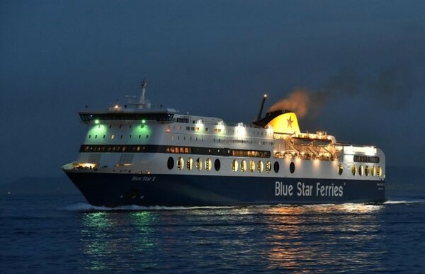 Τέλος στην περιπέτεια 249 επιβατών: Το «Blue Star 2» έδεσε στο λιμάνι της Ρόδου - Μετά από 9 ώρες
