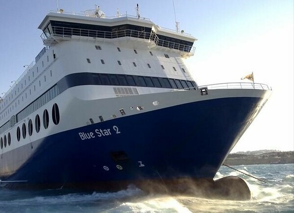 Ρόδος: Περιπέτεια για το Blue Star 2 - Δεν κατάφερε να δέσει στο λιμάνι λόγω κακοκαιρίας