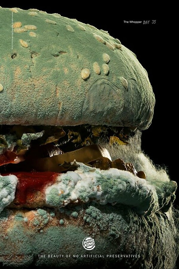 Χωρίς συντηρητικά: Η διαφήμιση της Burger King με το μουχλιασμένο μπέργκερ