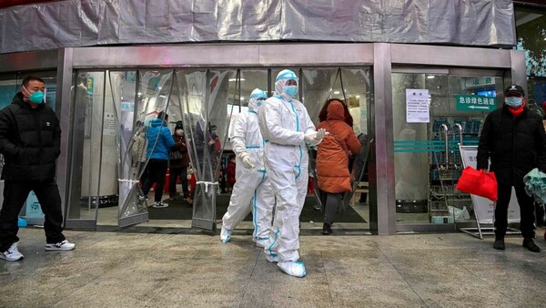 Κοροναϊός στις ΗΠΑ: 22 νεκροί και πάνω από 500 κρούσματα