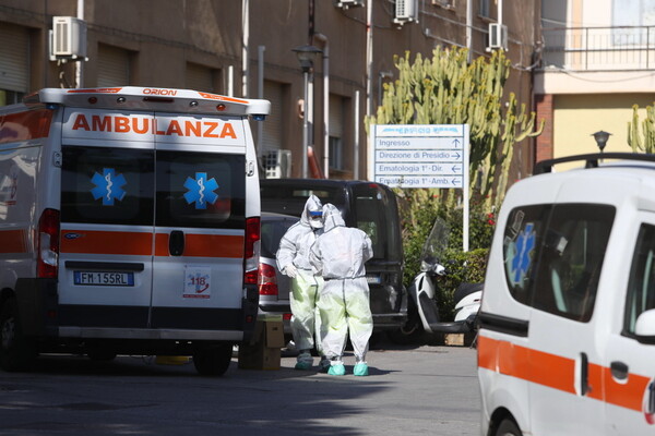 Ιταλία: Στους 11 οι νεκροί από τον κοροναϊό - Ανοιχτά αφήνουν τα σύνορα οι γειτονικές χώρες