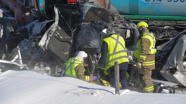 Τεράστια καραμπόλα με 200 οχήματα στον Καναδά - Δύο νεκροί και δεκάδες τραυματίες