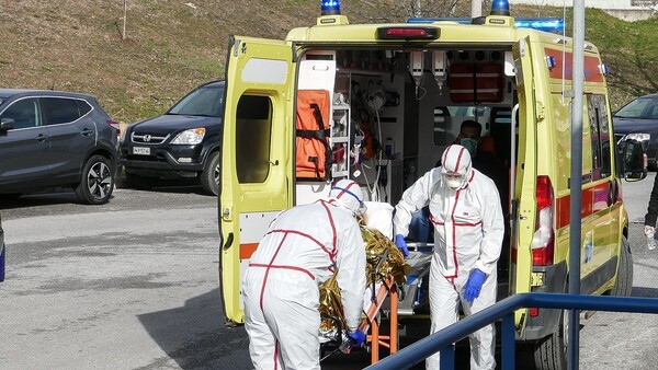 Κοροναϊός: Δύο ύποπτα κρούσματα στο Θριάσιο Νοσοκομείο