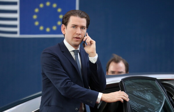 Κουρτς: Έμπρακτη στήριξη στην Ελλάδα - «Να μην ενδώσουμε στο παιχνιδάκι του Ερντογάν»
