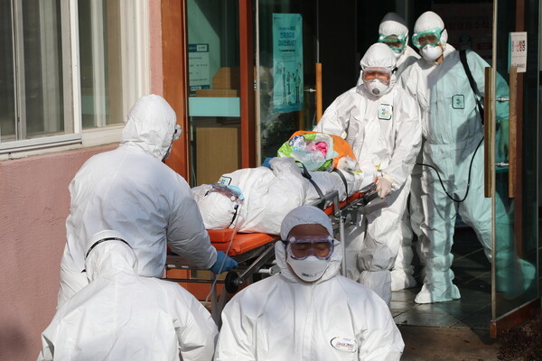 Κοροναϊός: Δραματική προειδοποίηση ΠΟΥ - «Η επιδημία μπορεί να πάει σε οποιαδήποτε κατεύθυνση»