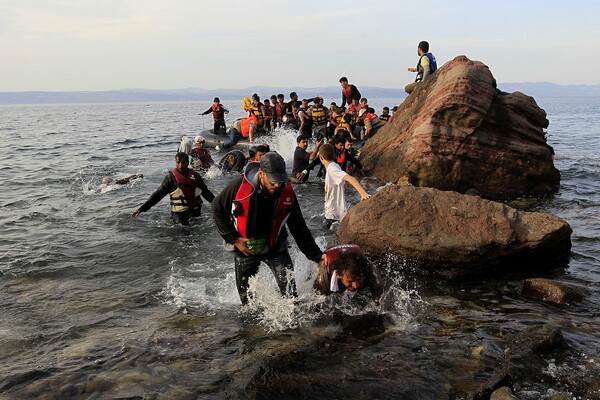 Προσφυγικό: Οι αντιδράσεις των κομμάτων - Έκτακτη Σύνοδο Κορυφής ζητά ο ΣΥΡΙΖΑ