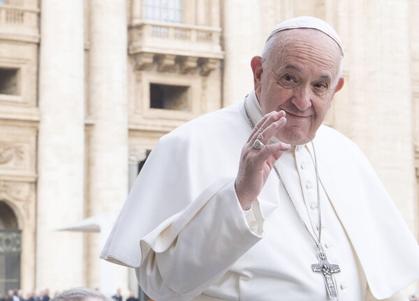 Πάπας Φραγκίσκος: «Δώστε την κοινωνία κατ' οίκον στους ασθενείς»