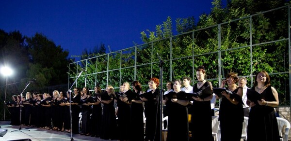 Η Χορωδία του Δήμου Αθηναίων καλωσορίζει το Φθινόπωρο 