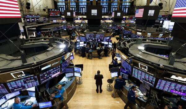Η ανησυχία για τον κορωνοϊό «χτυπά» τις αγορές - Νέα πτώση στα χρηματιστήρια